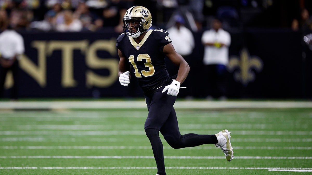 Michael Thomas plays during a New Orleans Saints game