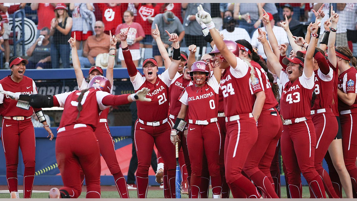 Sooners celebrate home run