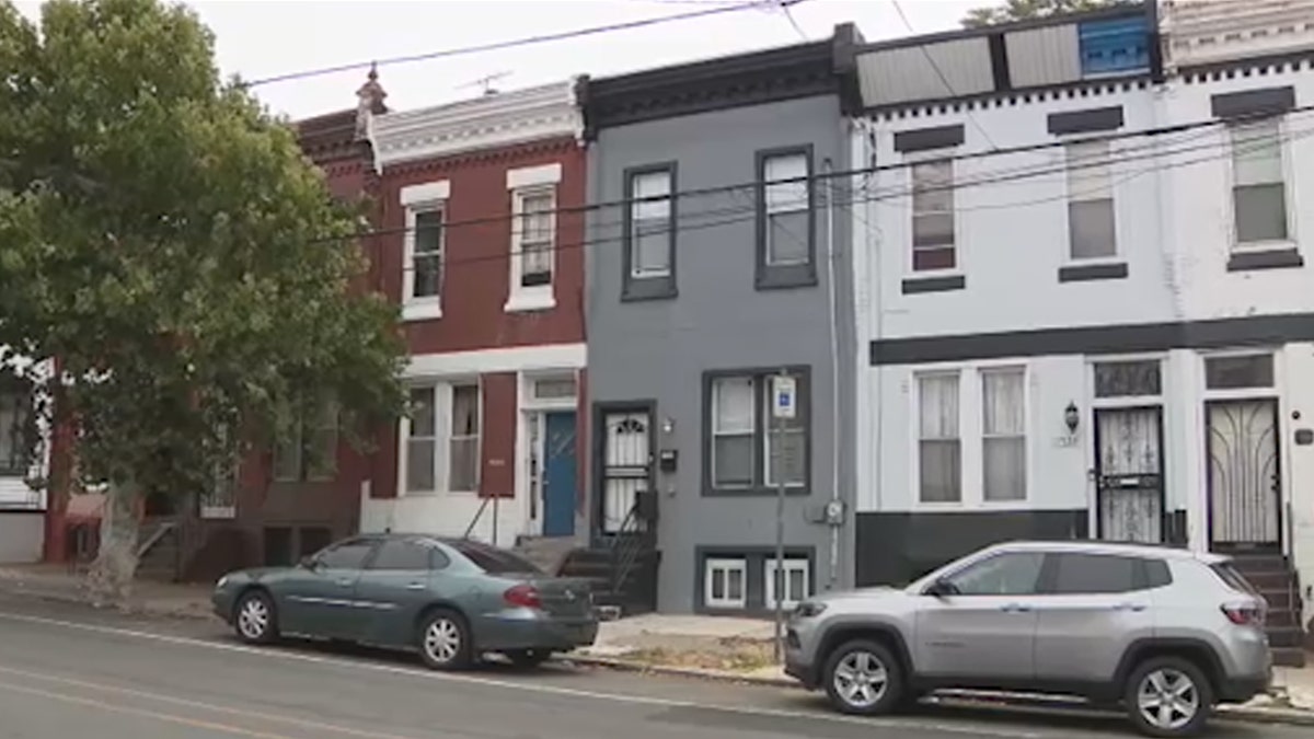 Philadelphia rowhouses