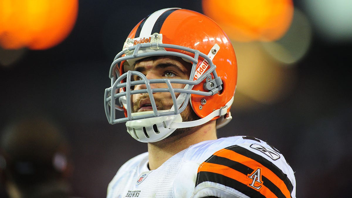 Peyton Hillis looks up