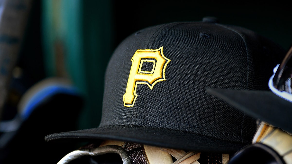 Pirates baseball hat