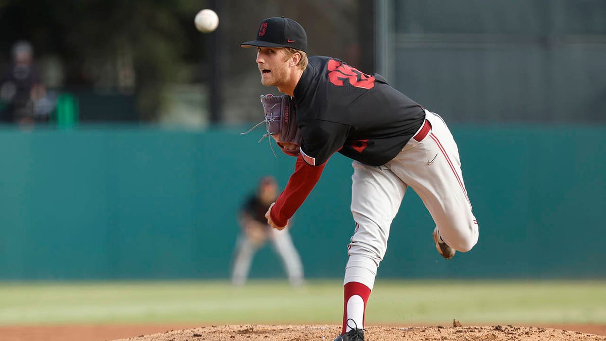 Quinn Mathews in the first inning