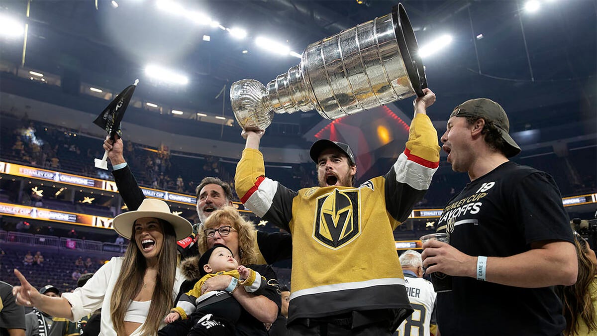 Reilly Smith hoists cup