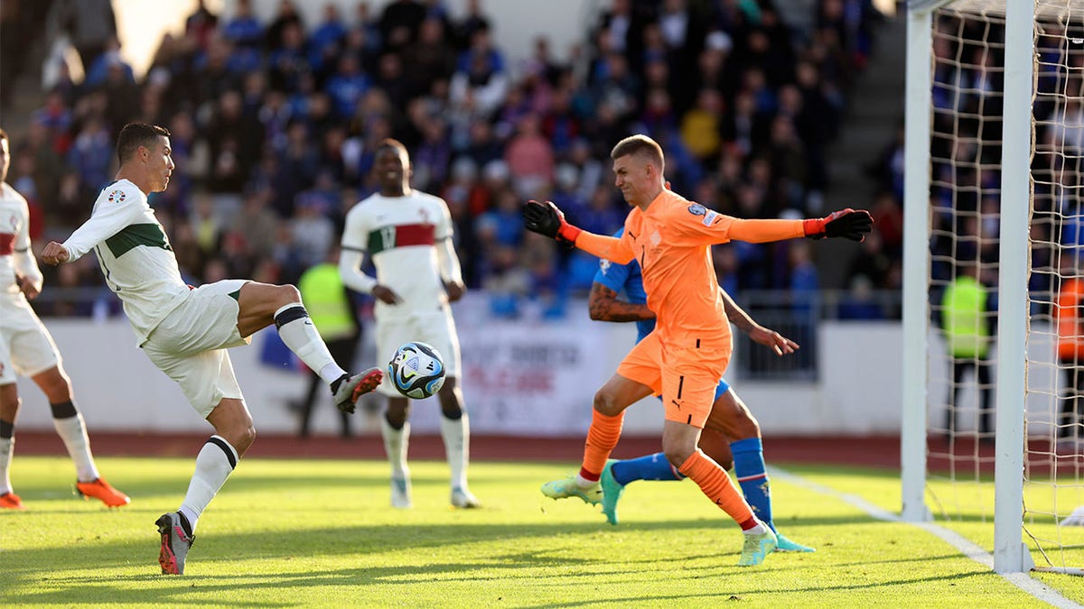 Cristiano Ronaldo scores goal for Portugal