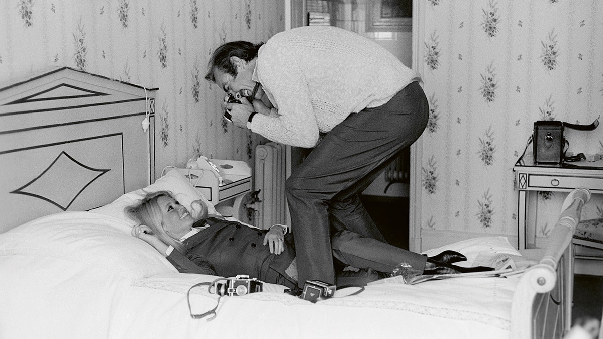 Sean Connery filming Brigitte Bardot in bed