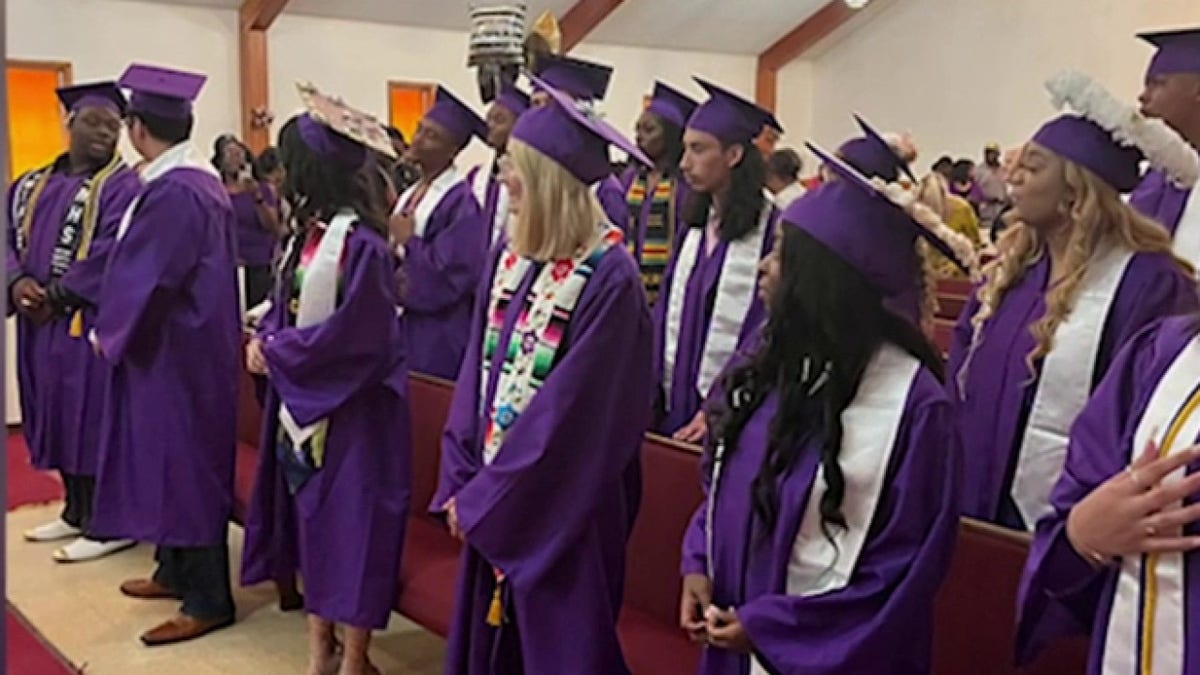 Marlin High School graduates