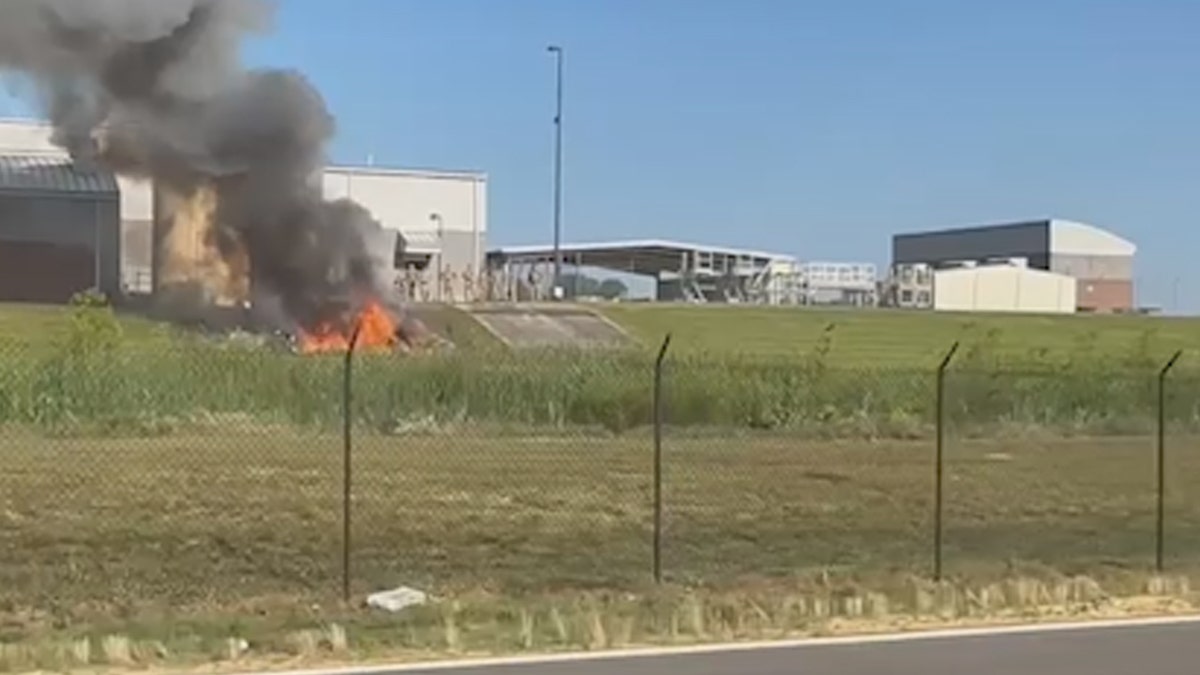 flames seen from small plane crash