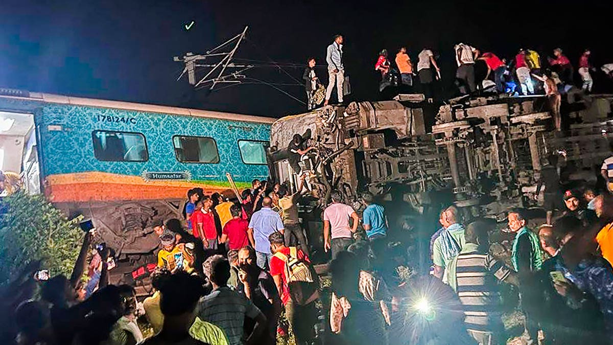 India train crash