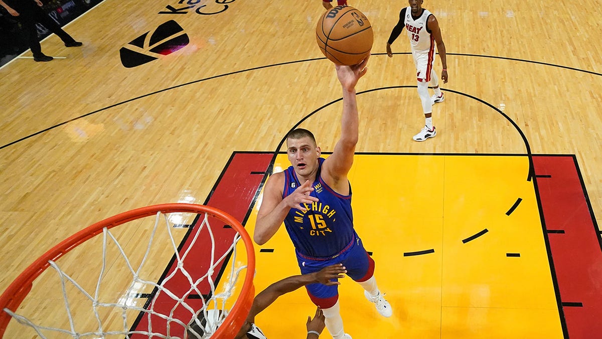 Jokic and Murray both have triple-doubles, Nuggets beat Heat 109