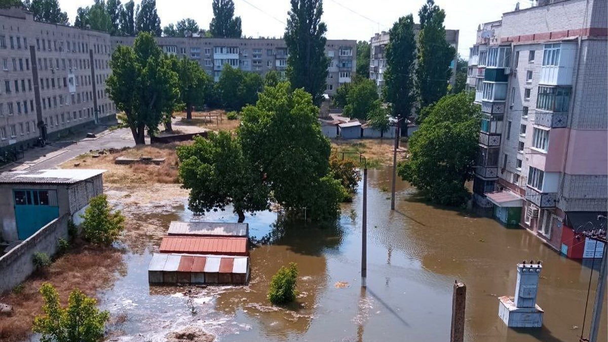 a photo of a flooded town in Kherson