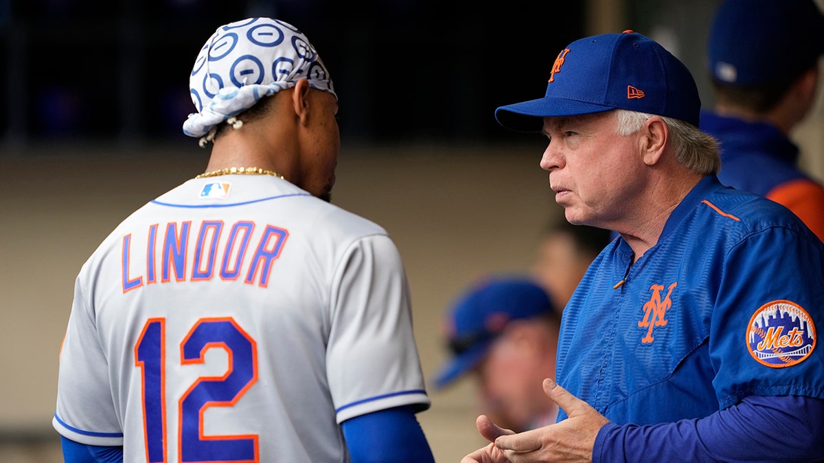 Mets star shows support for Buck Showalter amid struggles, shuts down  notion that he's lost clubhouse