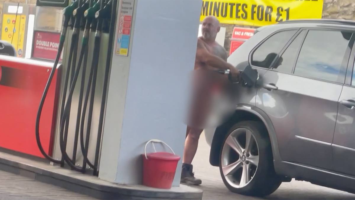 Naked man in UK pumps gas 