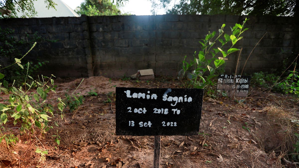 grave in Gambia