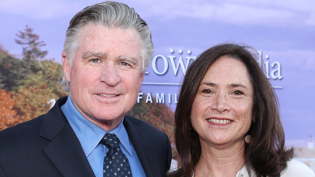 Treat Williams and wife Pam smile on red carpet at Hollywood event
