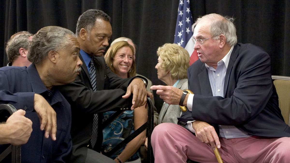 Weicker speaking with Sharpton, Jackson