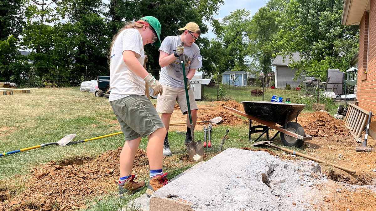 teenagers cement digging