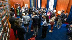 New York lawmakers move to automatically seal old criminal records