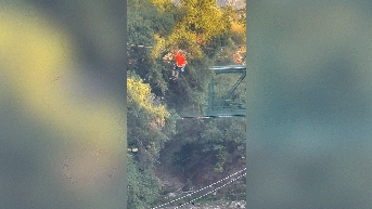 6-year-old boy plummets from zipline after harness fails at amusement park