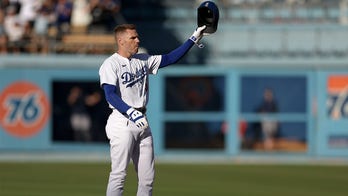 Dodgers' Freddie Freeman records 2,000th career hit with double in loss to Astros