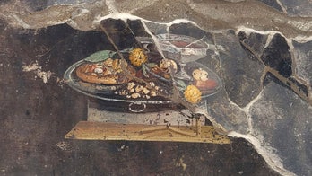 Ancient Roman wall painting does not depict pizza after all, archeologists say