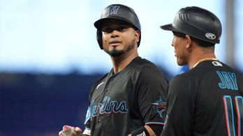 Marlins' Luis Arraez raises league-leading batting average to .403 in victory over Royals