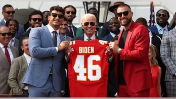 Patrick Mahomes shuts down Travis Kelce's attempt to speak in hilarious fashion at Chiefs' White House visit