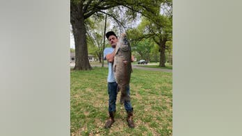 Kansas man smashes state fishing record with 64-pound smallmouth buffalo: 'Whoa!'