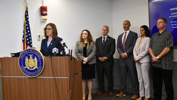 Guard at famous prison allegedly killed wife with t-shirt, avoided arrest for decades: DA