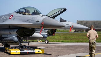 Denmark starts training Ukrainian pilots on F-16 jets