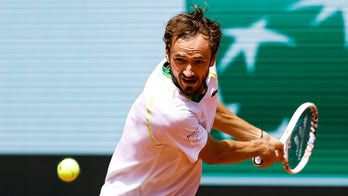 Daniil Medvedev advances to quarterfinals of Halle Open