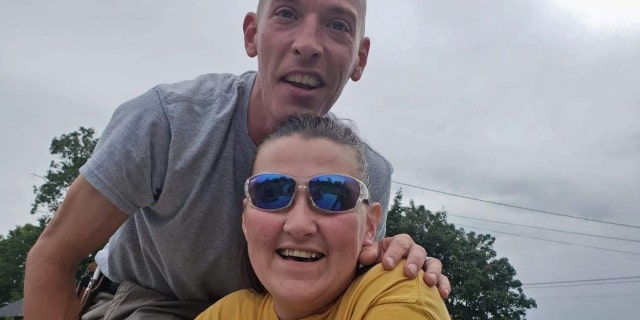Jayme Schnackenberg (right) and Kimberly Hardy (left)
