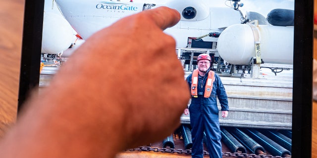 Arthur Loibl in front of submersible