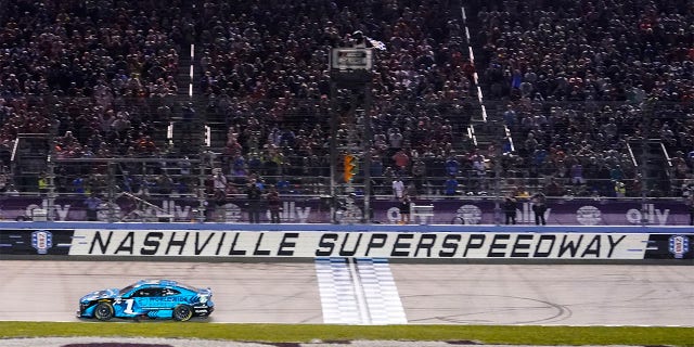 Ross Chastain crosses finish line