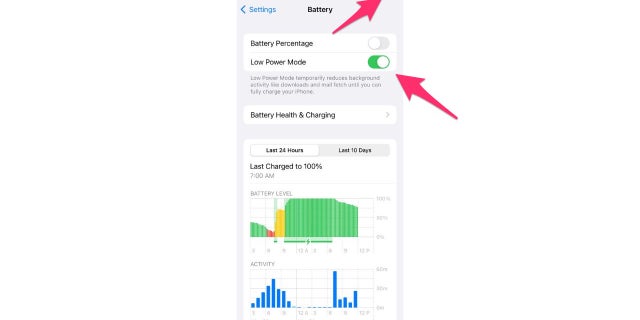 Screenshot of the Batter screen with arrows pointing to the battery and the low power mode option.