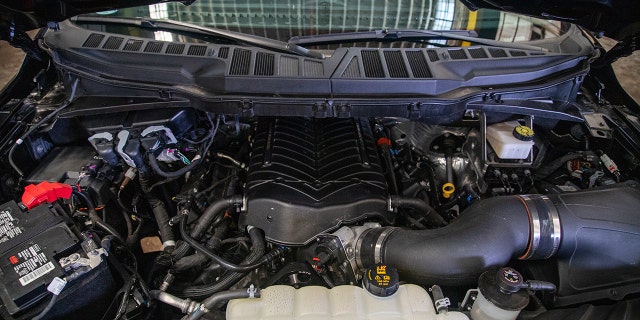 ford 700 motor