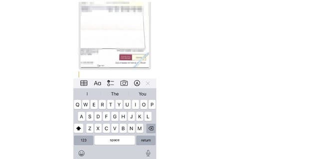 ekran görüntüsü Göndermek bir iPhone'daki simge.