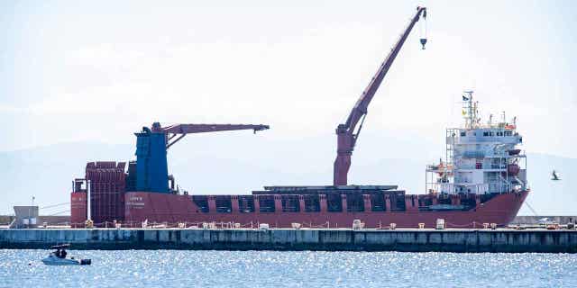 Russian vessel, Lady R