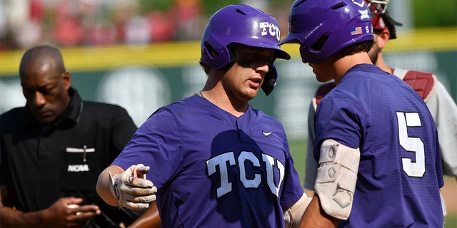 TCU baseball players in the regionals