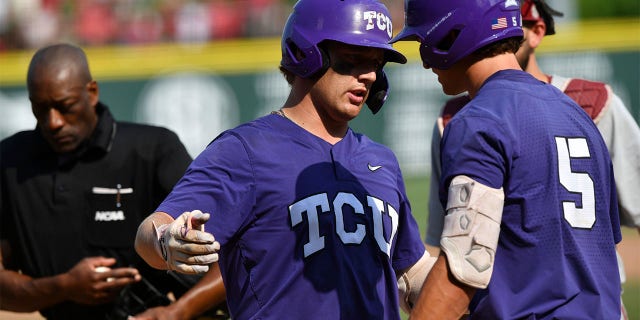 TCU baseball players in the regionals