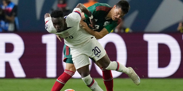 Folarin Balogun battling for the ball