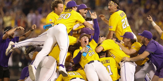 LSU players celebrate World Series win