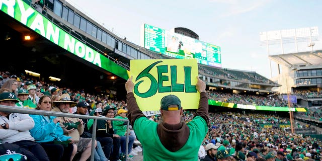 Fans ask the owner to sell the team