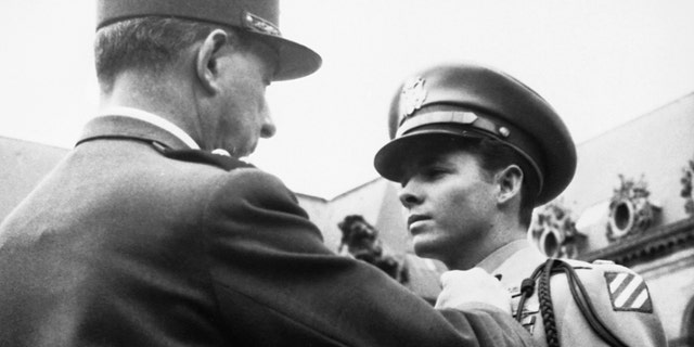 Audie Murphy Receives Legion d'Honneur