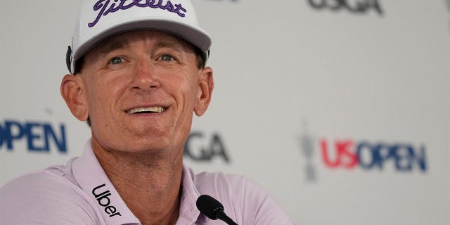 Berry Henson answer questions