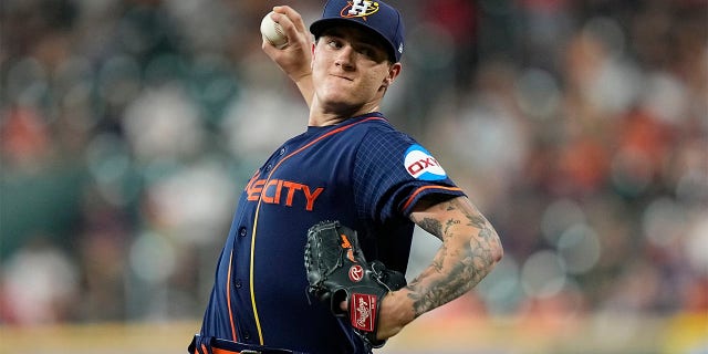 Hunter Brown throws pitch