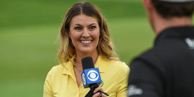 Amanda Balionis interviews Patrick Cantlay in 2021