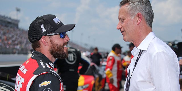 Steve Phelps talks with Ross Chastain