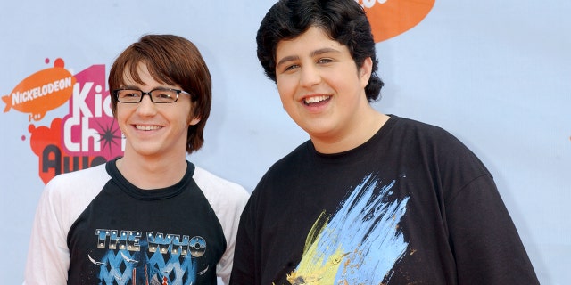 Drake and Josh from Nickelodean