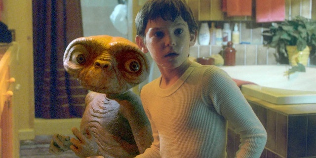 Henry Thomas and E.T.