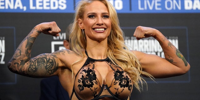 Ebanie Bridges at the weigh-in